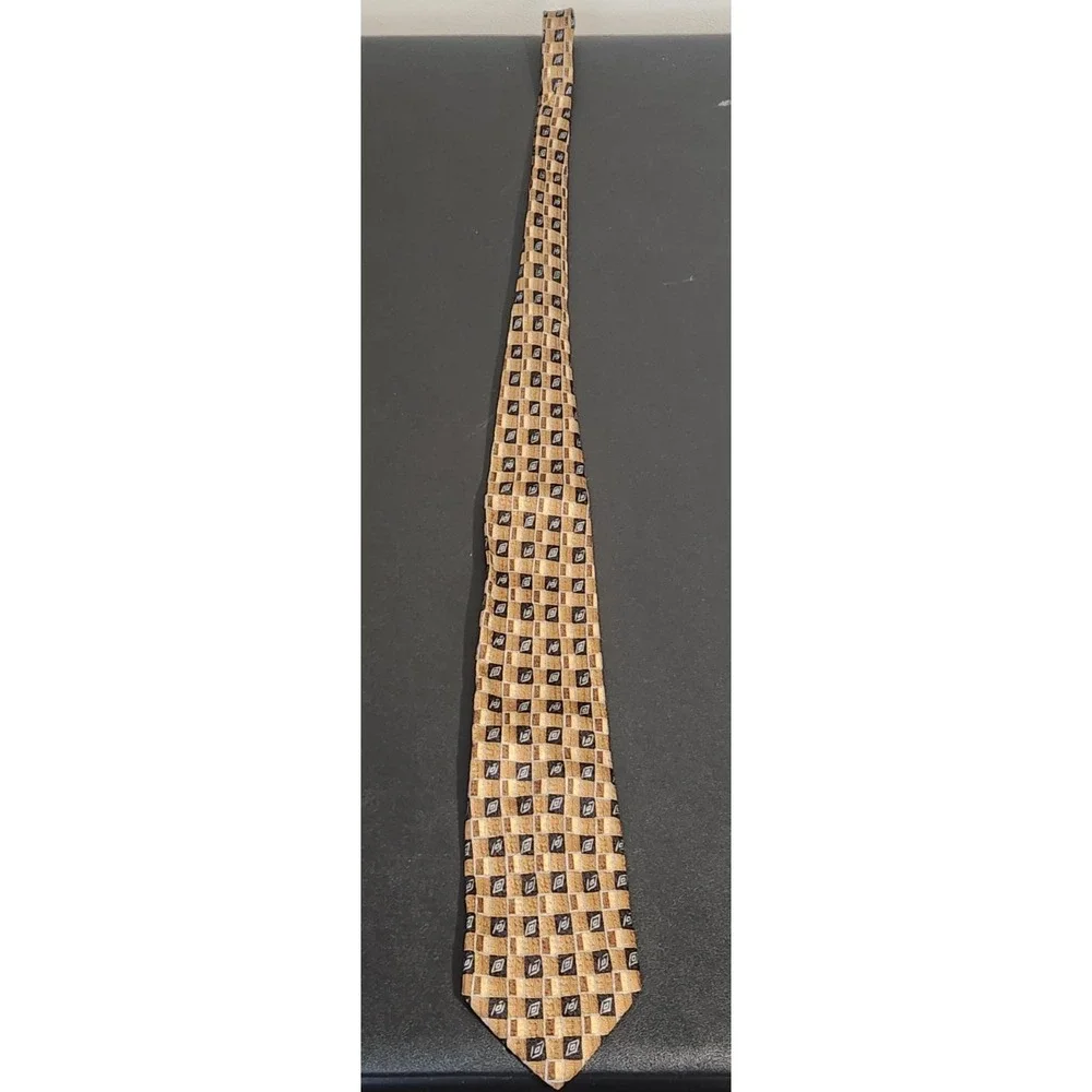 BACI Made in Italy Tie Geometric Gold Black 62
